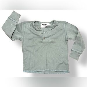 GUC Go Gently Organic Cotton Kids Blue-Gray Long Sleeve Henley (12-18 mos)